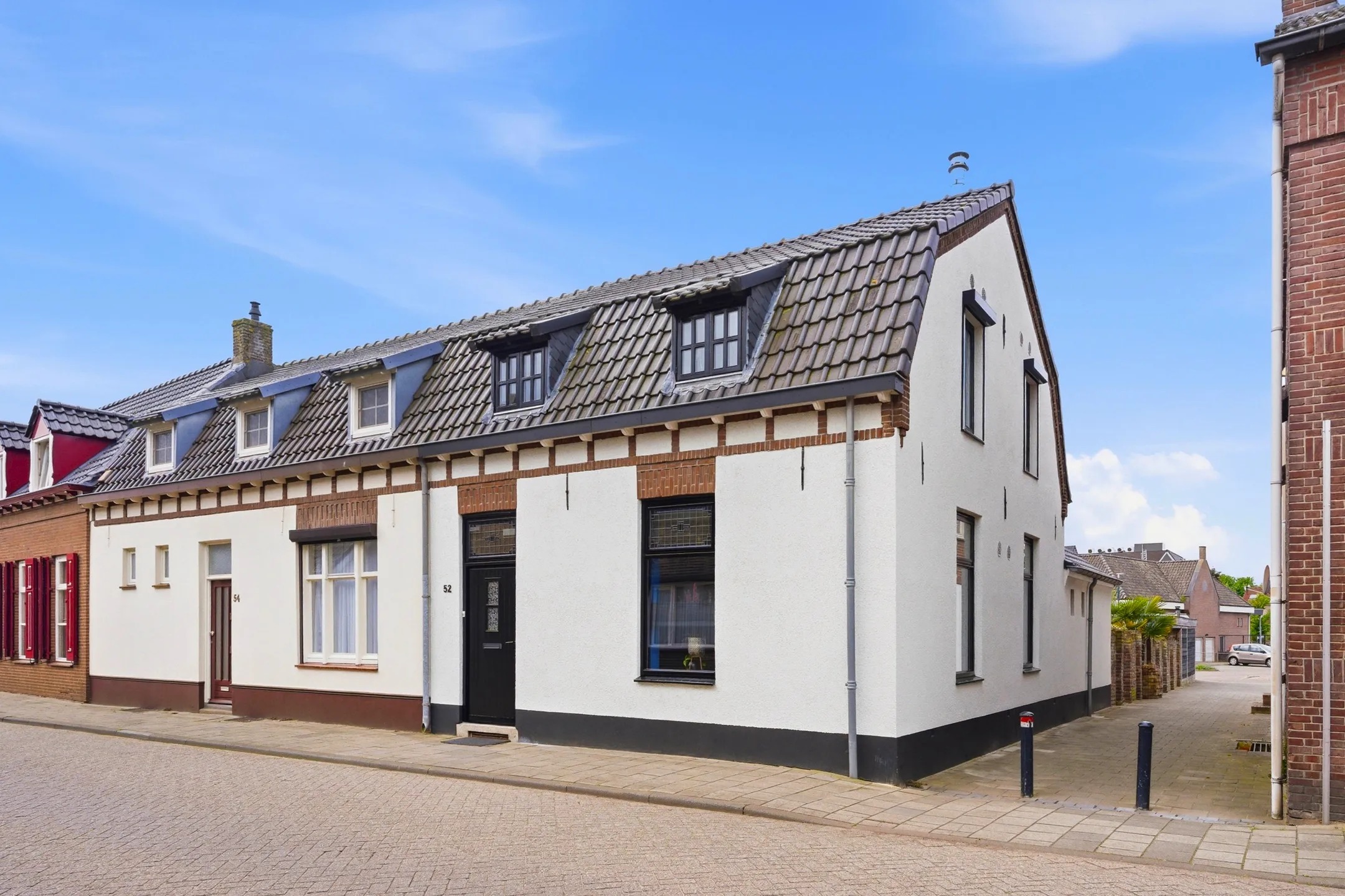 2-onder-1-kapwoning Grotestraat 52 in Vierlingsbeek