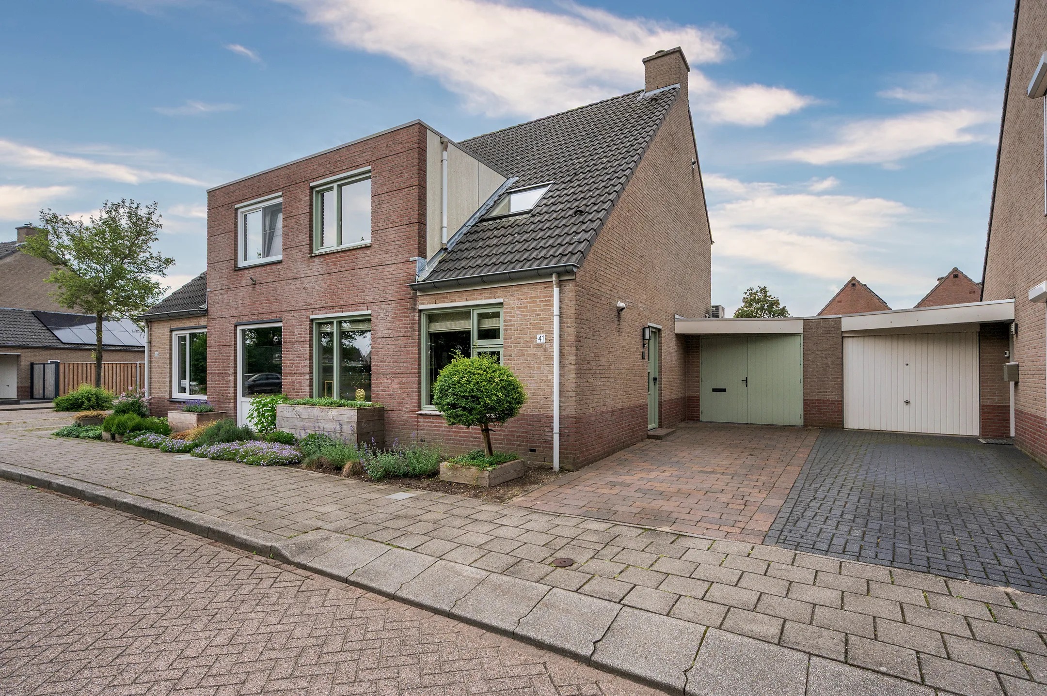 Geschakelde 2-onder-1-kapwoning Groenveldsingel 41 in Venlo