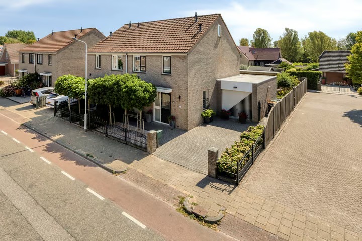 2-onder-1-kapwoning Mauritsweg 64 in Renesse