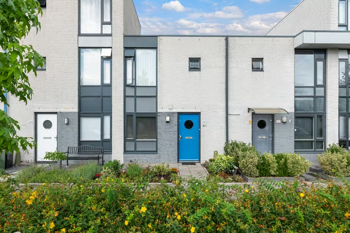 Tussenwoning Wilhelmina van Pruisenlaan 243 in Gouda