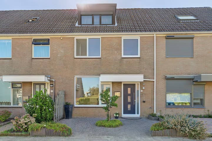 Tussenwoning Hamerstedestraat 12 in Kats