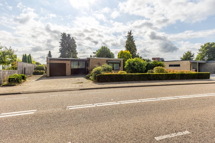 Bungalow, vrijstaande woning Kleikoeleweg 104 Landgraaf