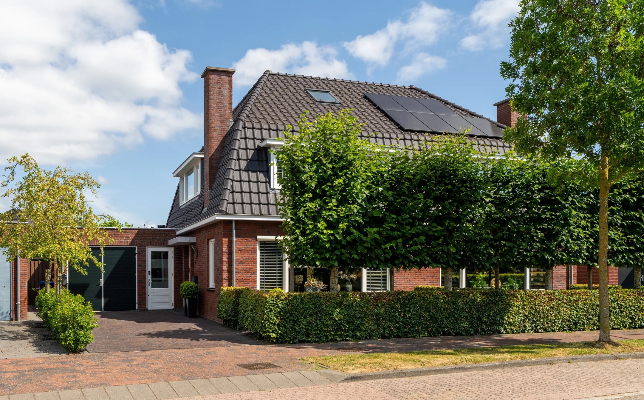 2-onder-1-kapwoning Kerkverreweide 6 a in Wijk en Aalburg