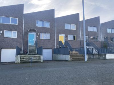 Tussenwoning Strausslaan 23 in Nieuw-Vennep
