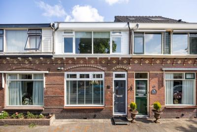 Eengezinswoning, tussenwoning Lindenlaan 18 in Heemstede