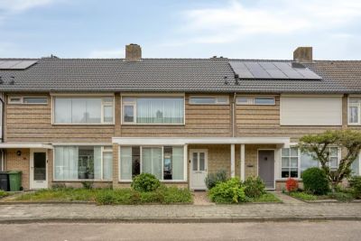 Tussenwoning John Franklinstraat 32 in Geldrop