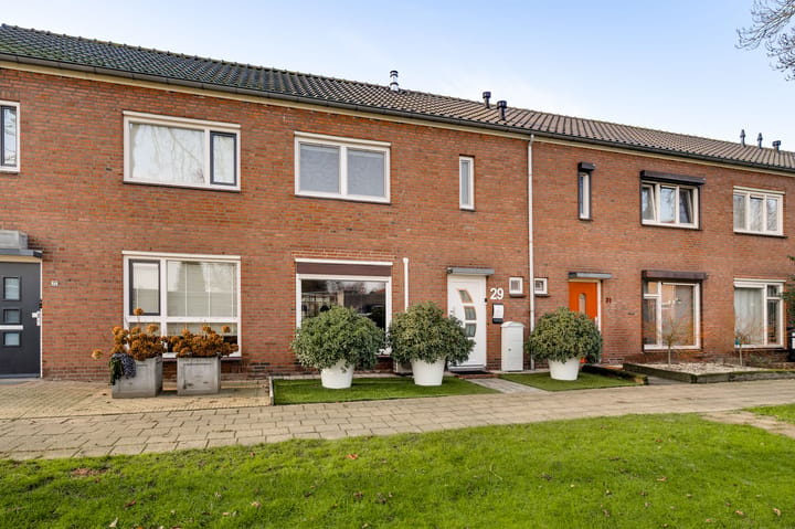 Tussenwoning Pr. Bernhardstraat 29 Horst