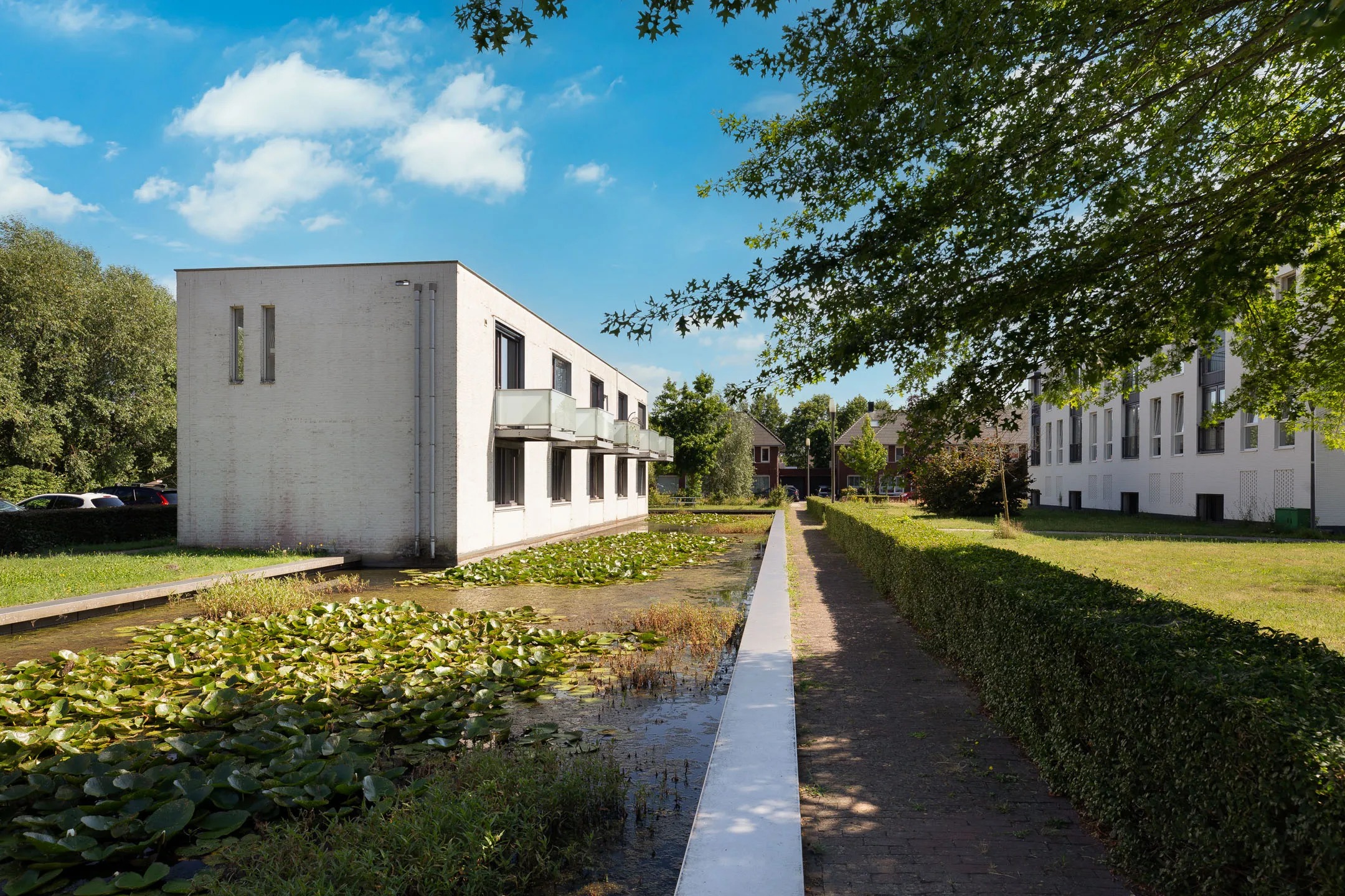 Hoekwoning Koetshuislaan 833 in Waalwijk