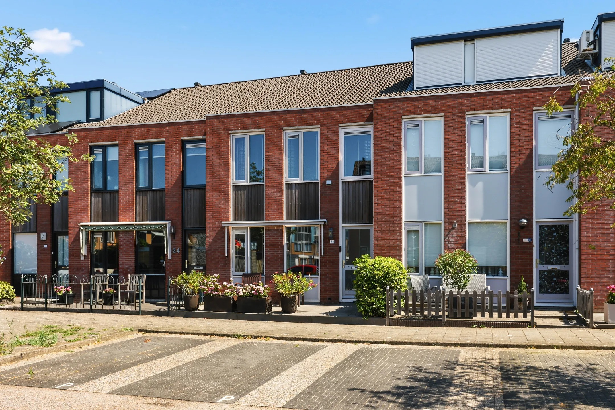 Tussenwoning Claude Debussystraat 22 in Zaandijk