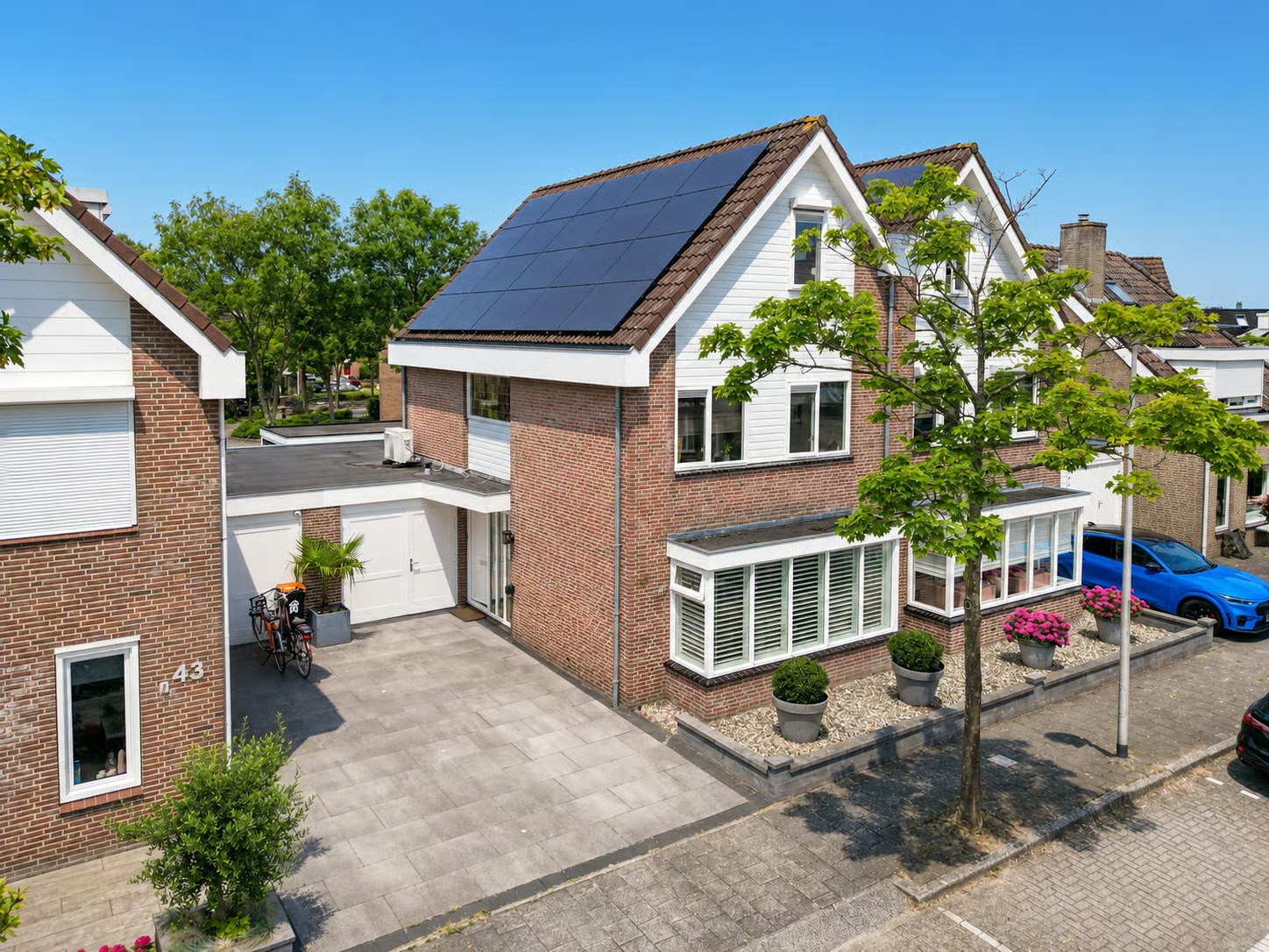 Geschakelde 2-onder-1-kapwoning De Ruijterstraat 45 in Rijnsburg