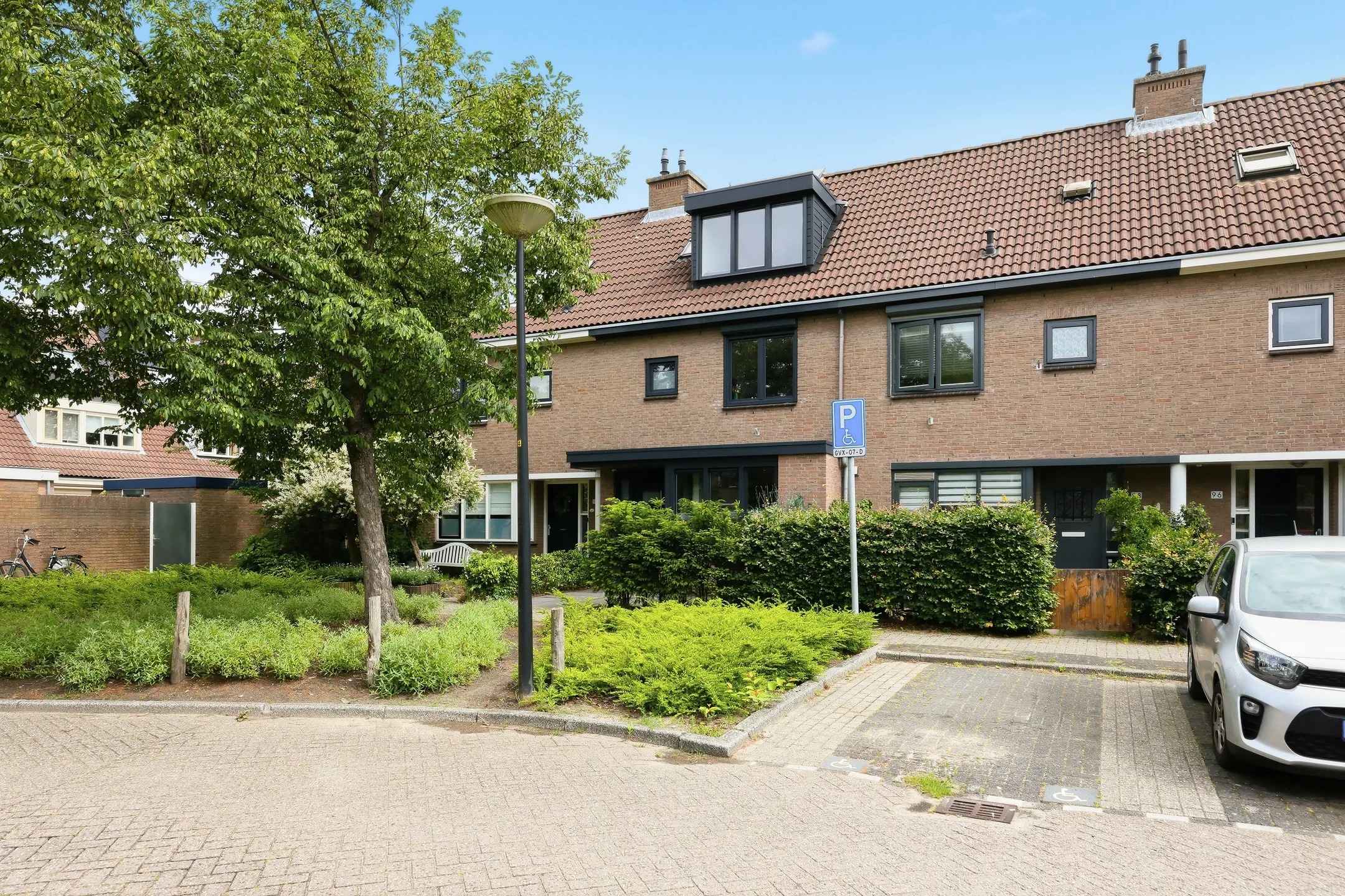 Tussenwoning Martin Luther Kinglaan 100 in Beverwijk