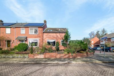 Hoekwoning de Genestetstraat 50 in Nijverdal