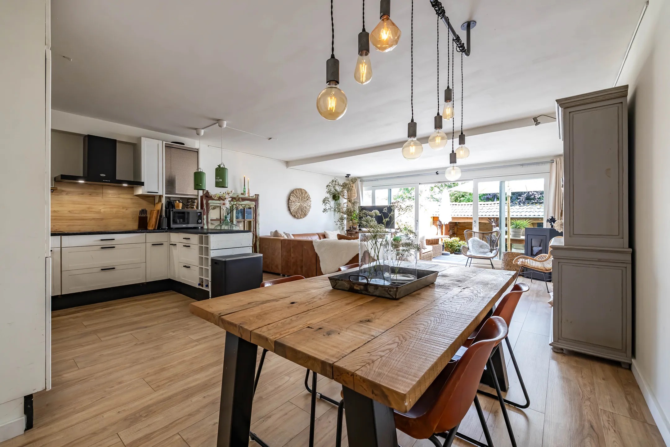 Geschakelde woning (split-level woning) De Wouden 221 in Assen