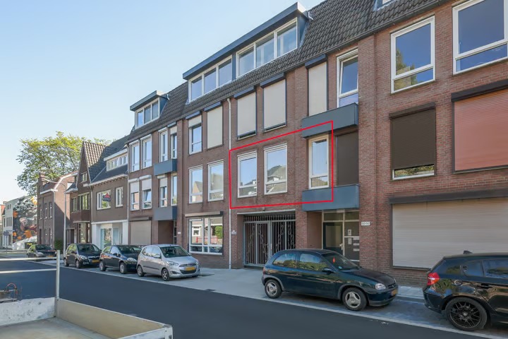 Portiekflat Akerstraat 150 B in Kerkrade