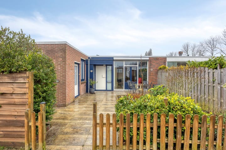 Tussenwoning Rossinistraat 440 in Heemskerk
