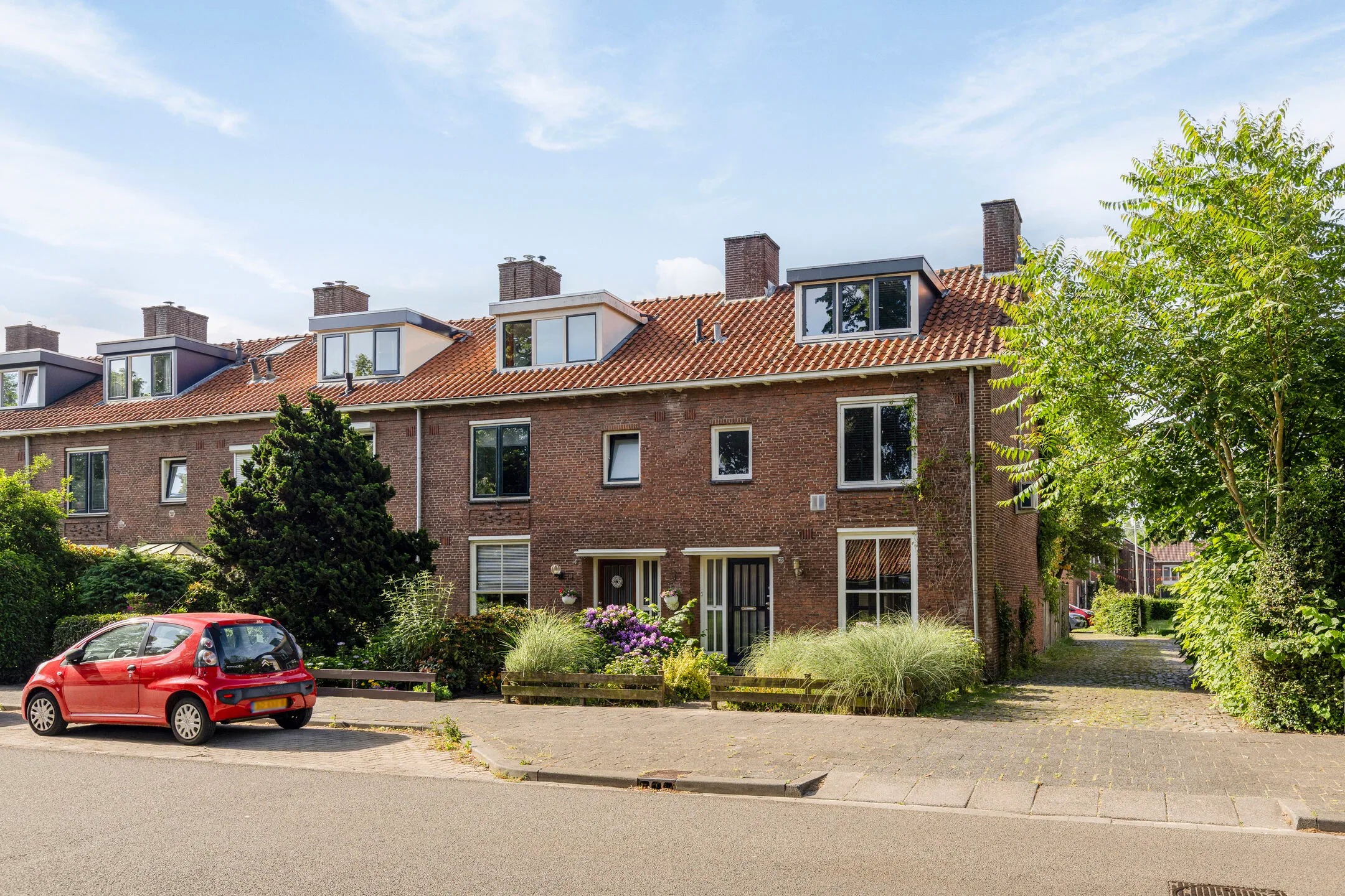 Hoekwoning Hooghout 36 in Breda