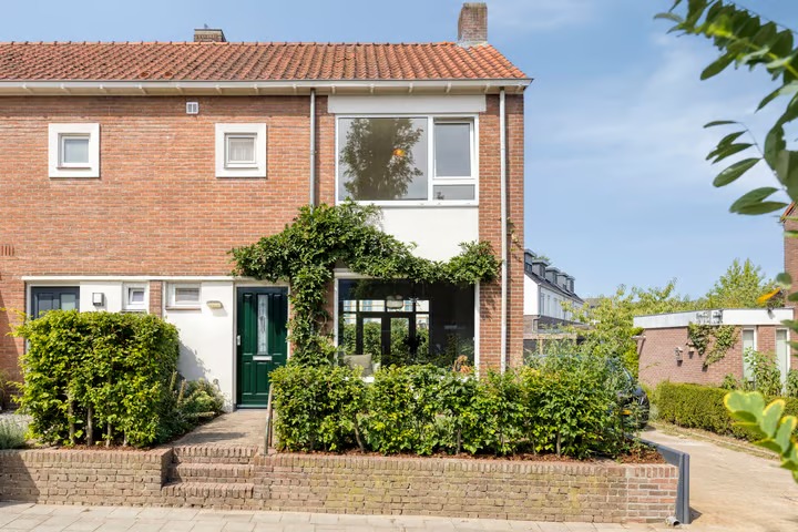 Hoekwoning Acaciastraat 7 in Beek