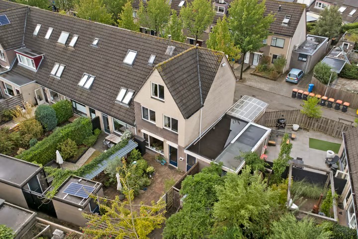 Hoekwoning Van Doesburgstraat 34 in Amersfoort