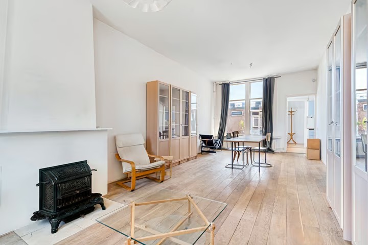 Bovenwoning Van St. Aldegondeplein 8 in Den Haag