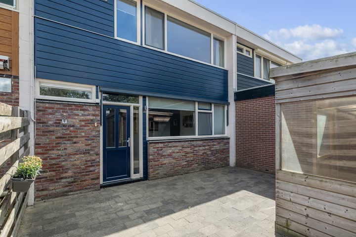 Tussenwoning Laan van het Kinholt 227 in Emmen