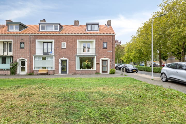 Eengezinswoning, eindwoning Seringenlaan 7 in Pijnacker