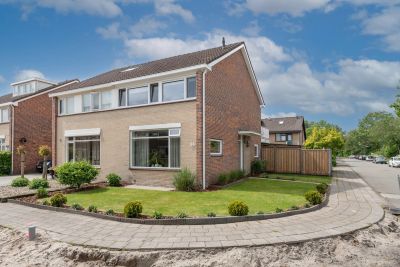 2-onder-1-kapwoning Kattebos 66 in Heerenveen