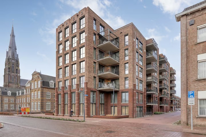 Portiekflat Kloosterhof 1 01 in Veghel