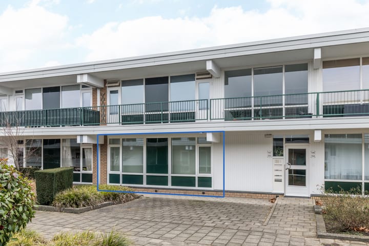 Benedenwoning Ir. Lelystraat 130 in Heerlen
