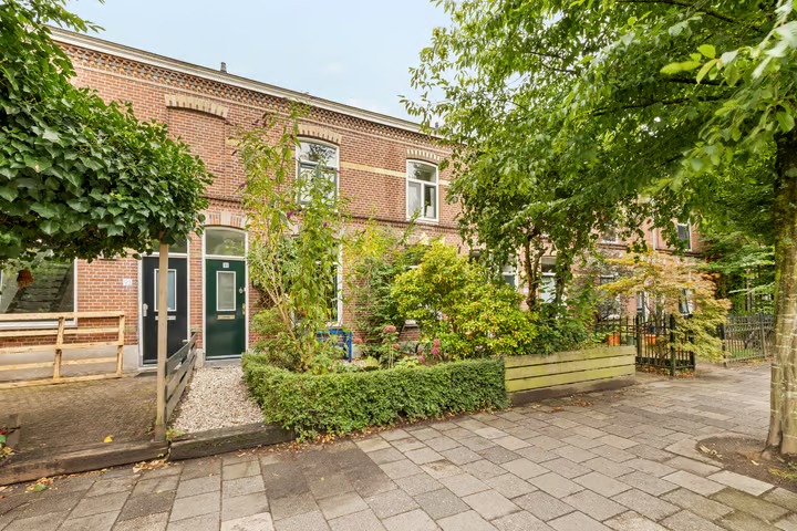 Tussenwoning Herensingel 93 in Weesp