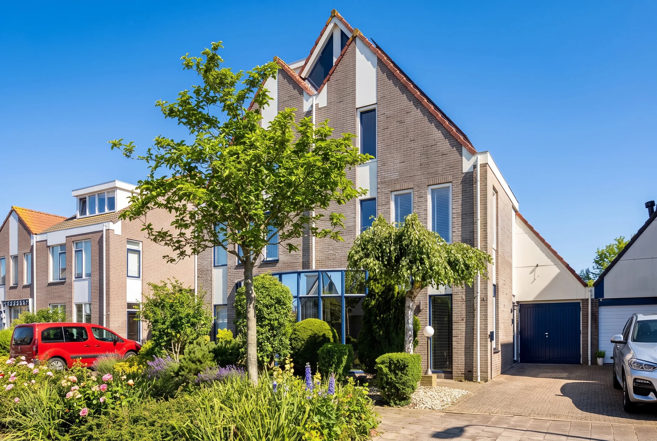 Geschakelde 2-onder-1-kapwoning Vrouw Steenlaan 74 in Anna Paulowna