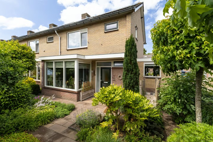 Hoekwoning Lion Cachetstraat 64 in Ermelo