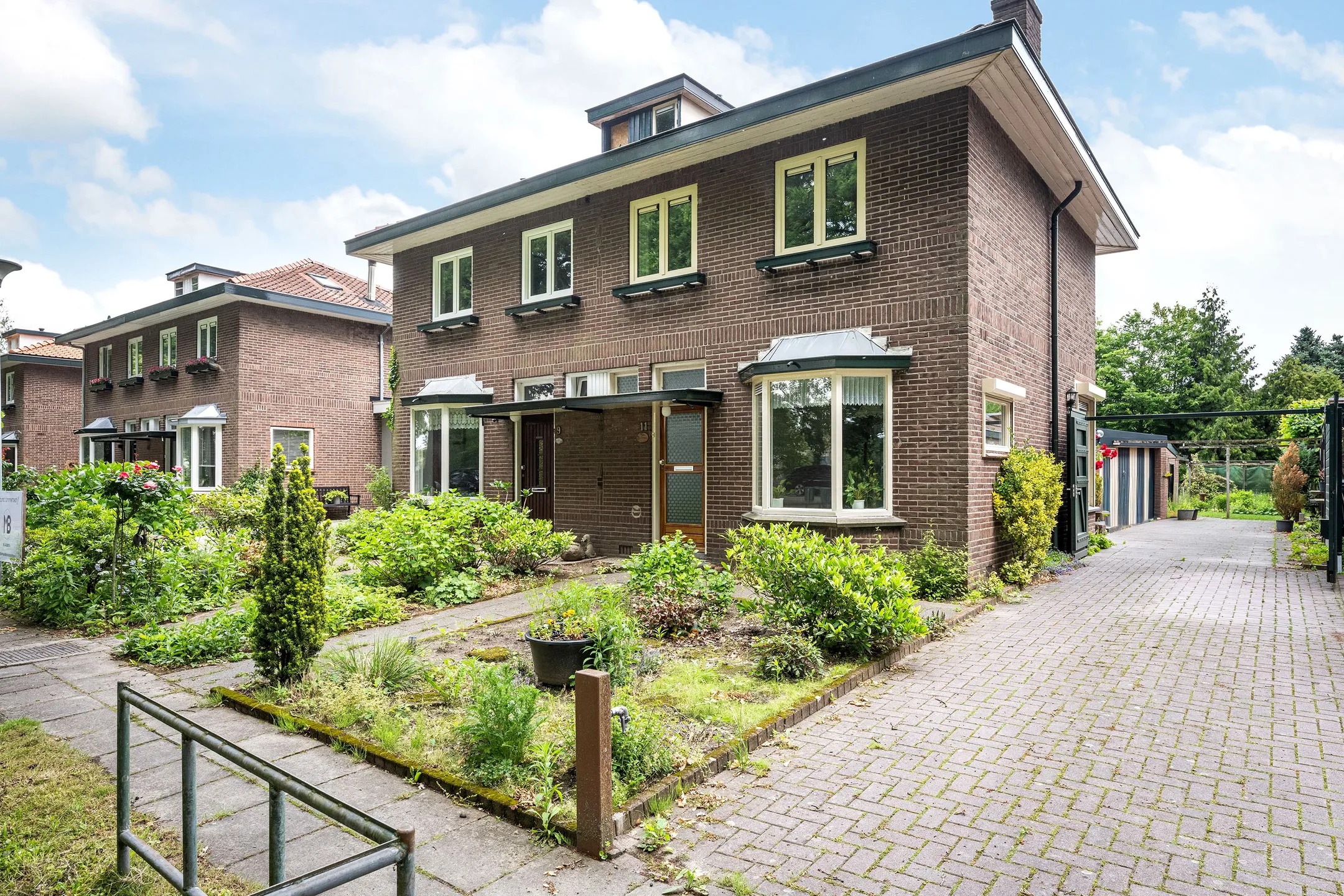 2-onder-1-kapwoning Schellerbergweg 11 in Zwolle