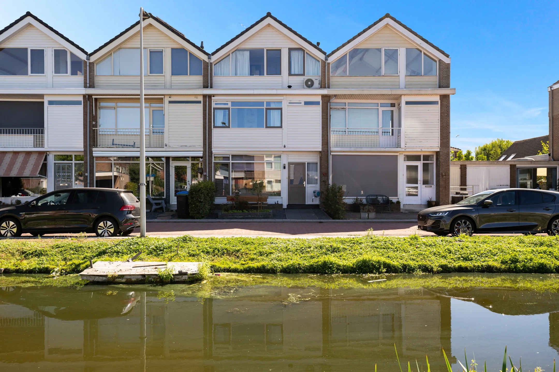 Tussenwoning John Raedeckersingel 52 Reeuwijk