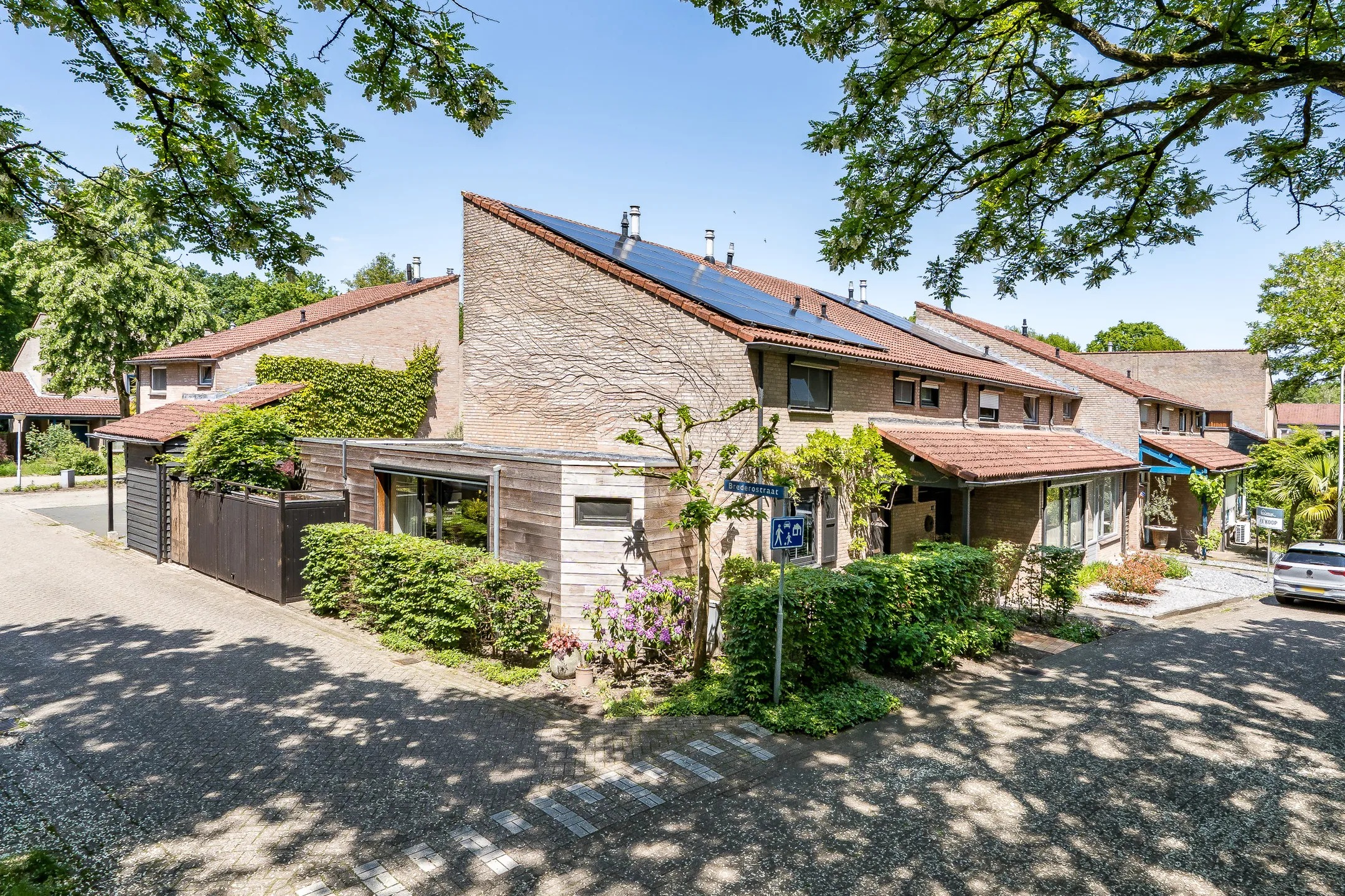Hoekwoning Theunishof 18 in Weert