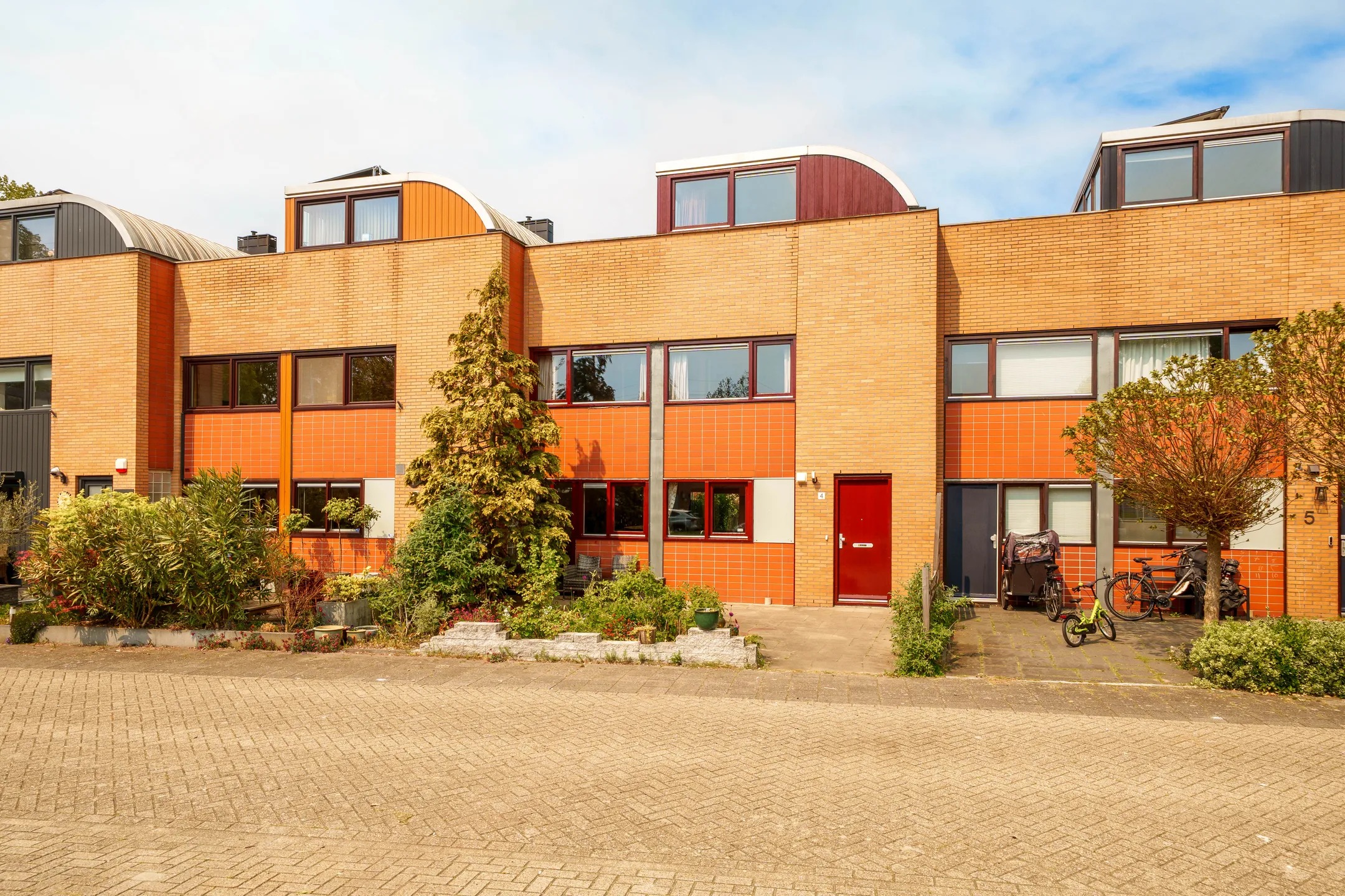 Tussenwoning Anjerhof 4 in Almere
