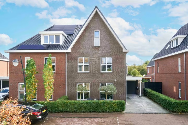 Villa, halfvrijstaande woning Greep 6 Hooglanderveen