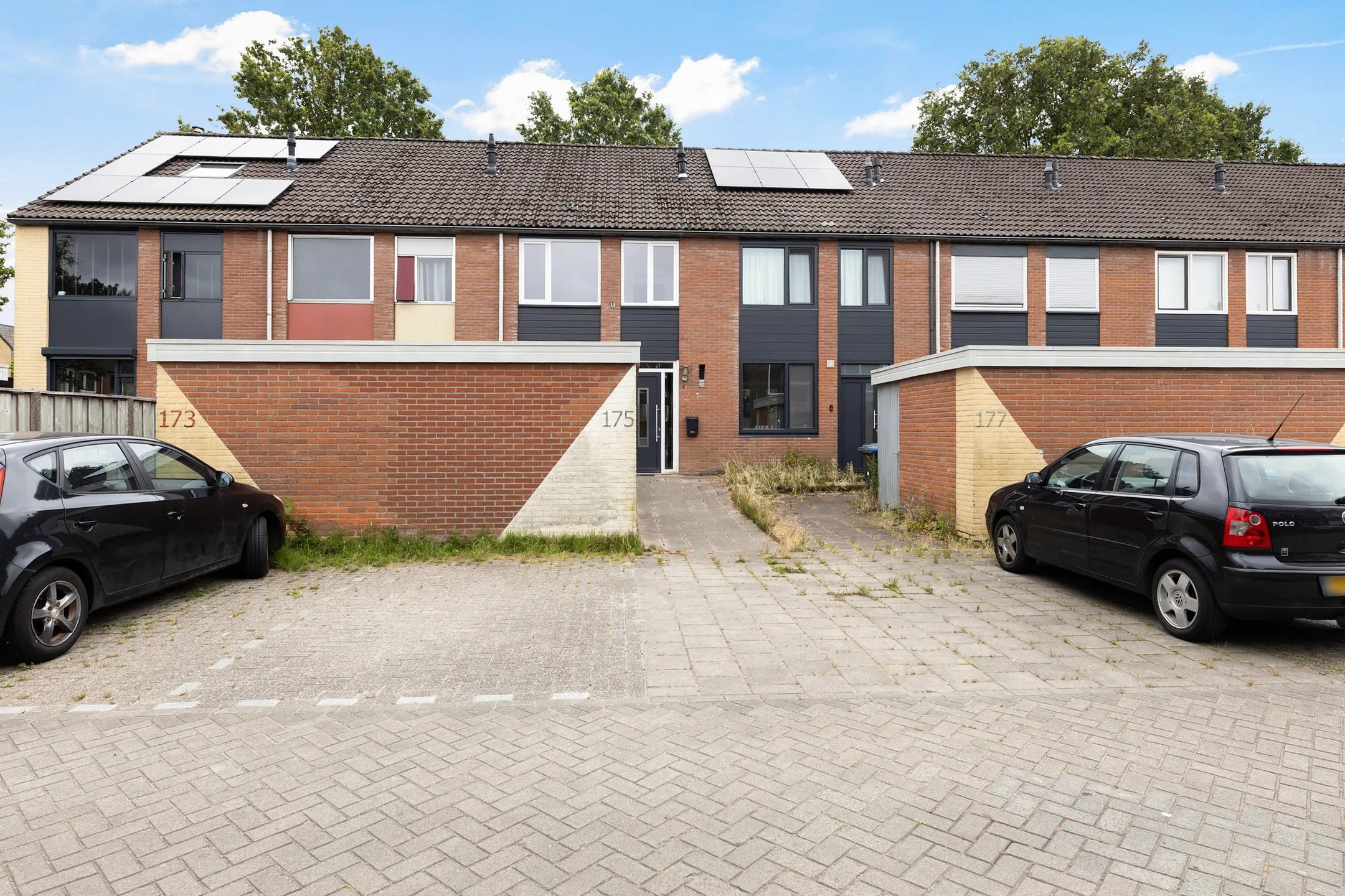 Tussenwoning Hanenberglanden 175 in Enschede