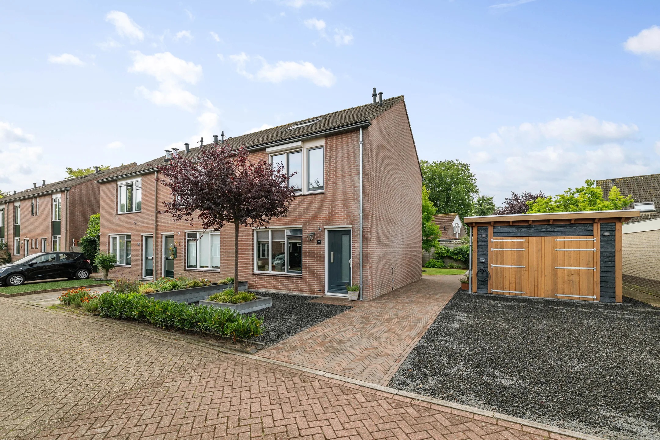Hoekwoning Kamperfoeliestraat 13 in Voorst