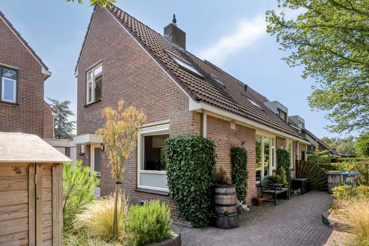 Hoekwoning Hammerdreef 8 in Maasland