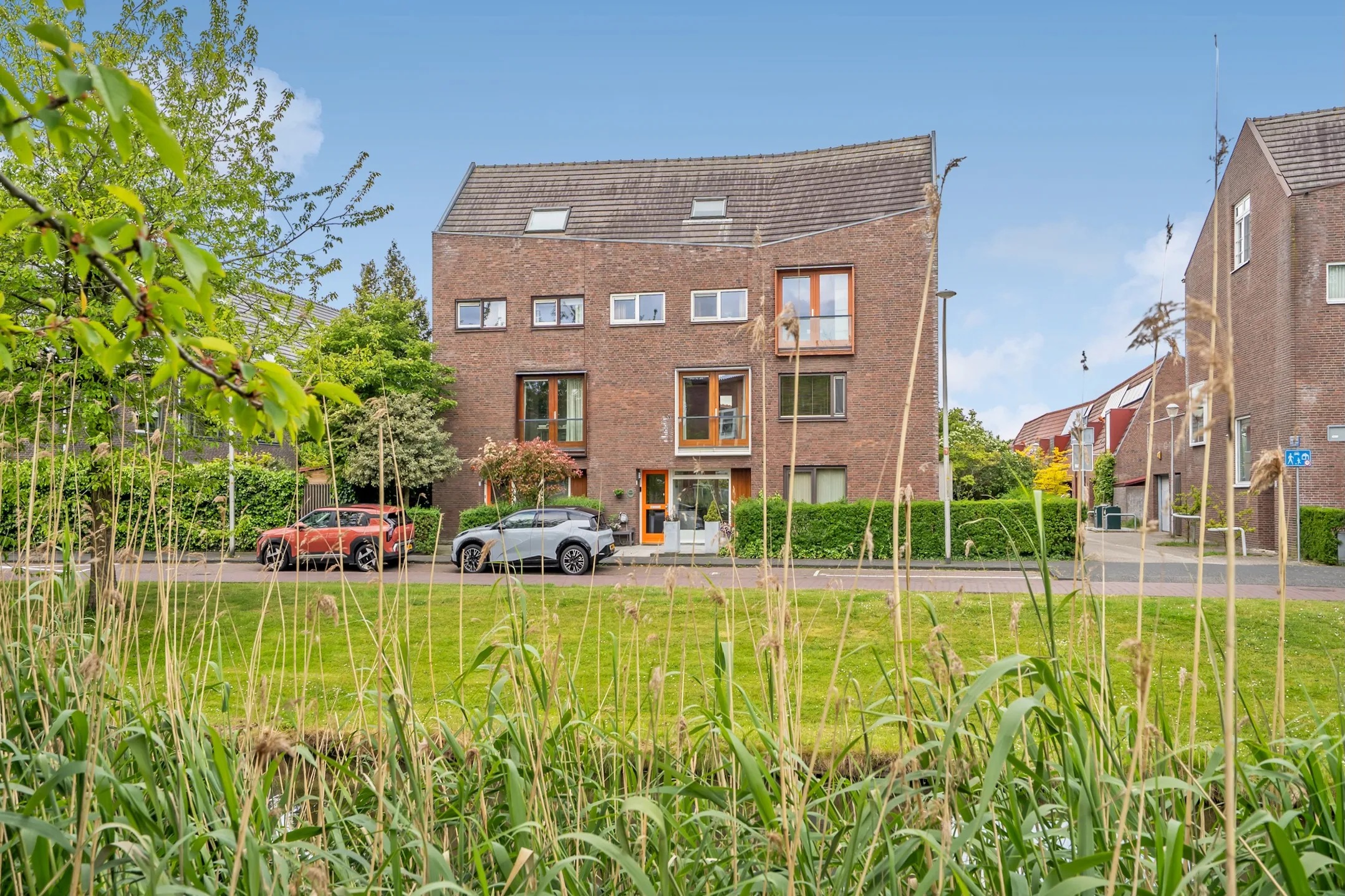 Tussenwoning Anthony Fokkersingel 110 in Den Haag