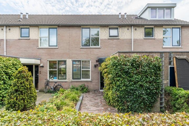 Eengezinswoning, tussenwoning Bart Flospad 13 Hooglanderveen