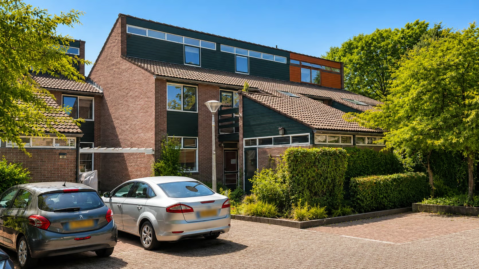 Hoekwoning Fioringras 87 in Leeuwarden