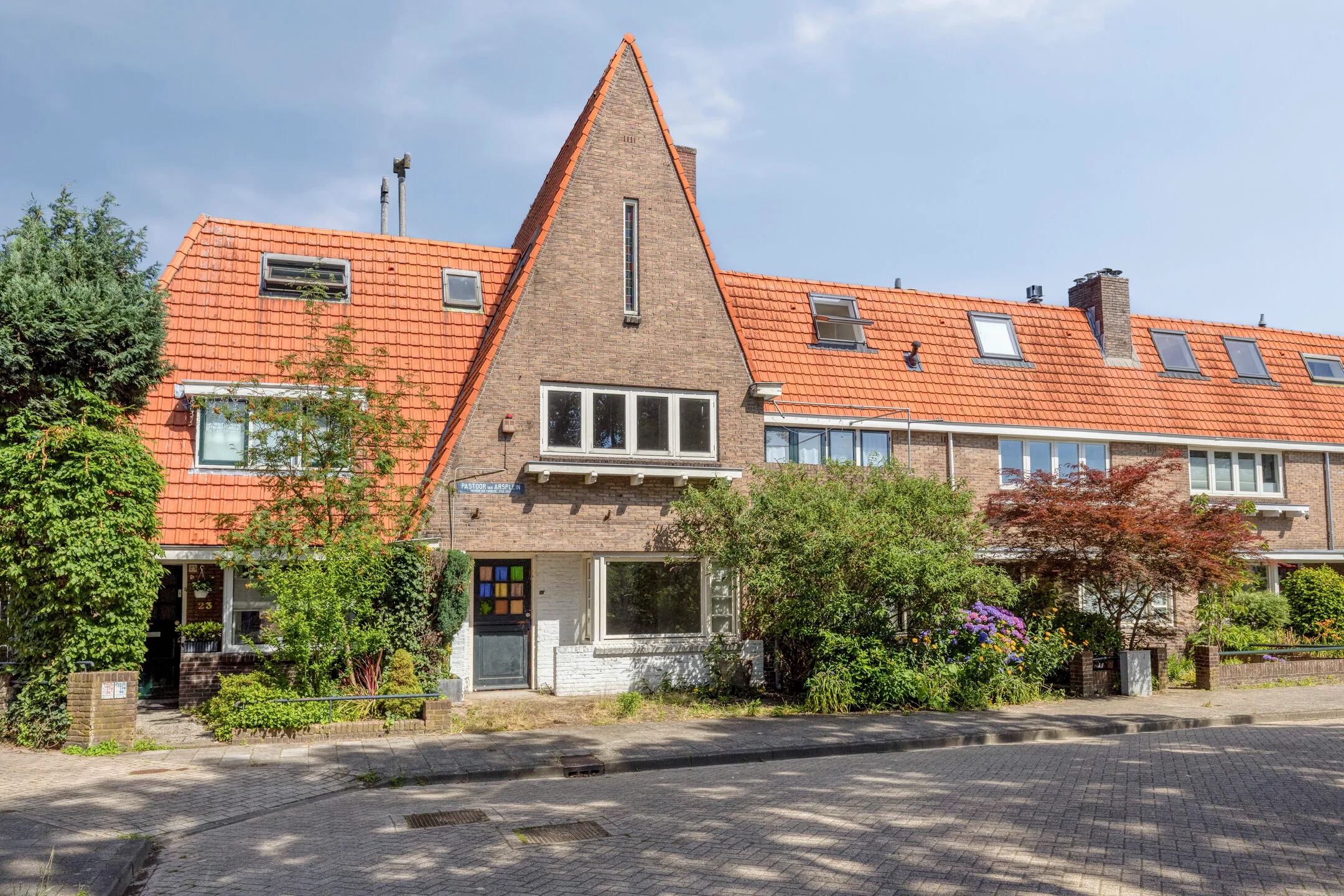 Tussenwoning Pastoor van Arsplein 24 in Eindhoven