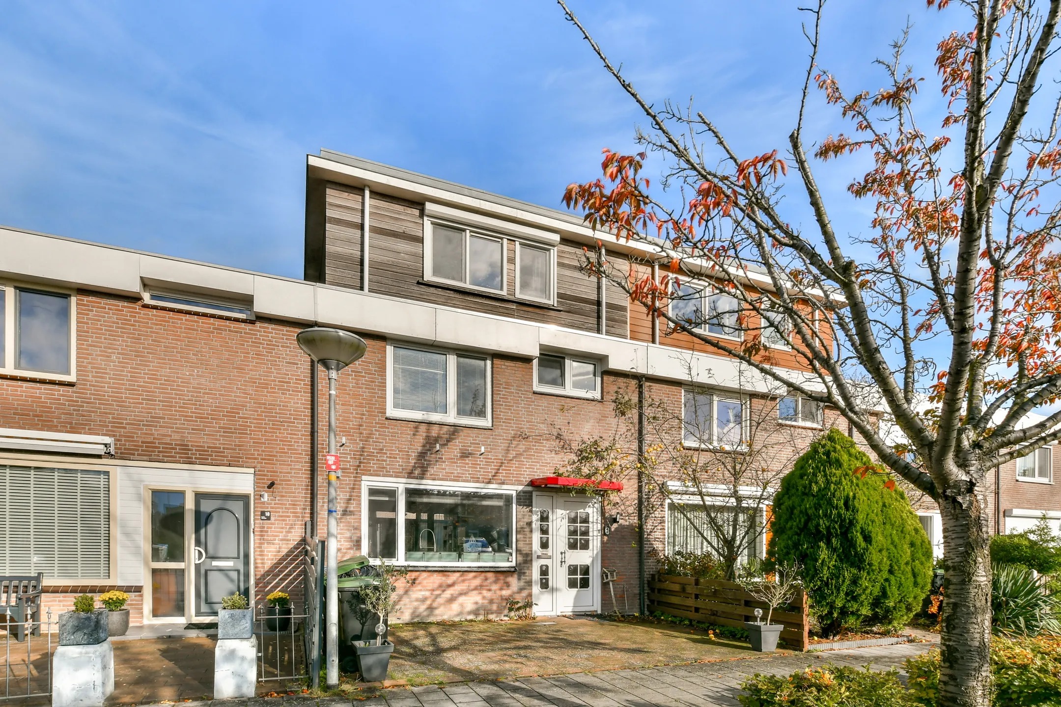 Tussenwoning Terneuzenstraat 8 in Almere