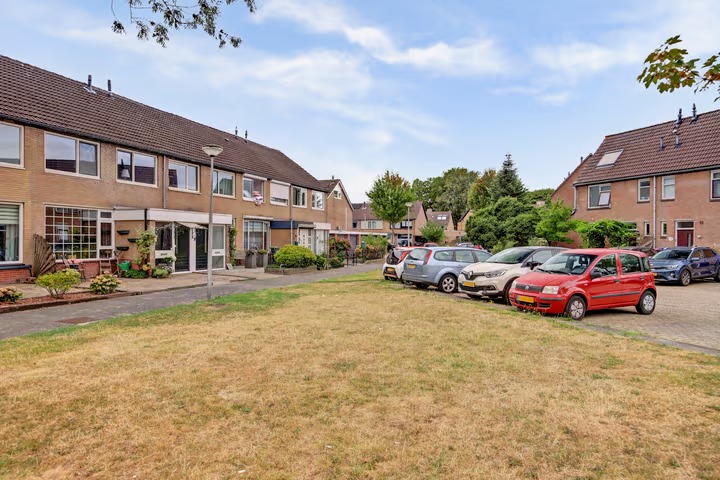 Tussenwoning Benedictushof 93 in Vianen
