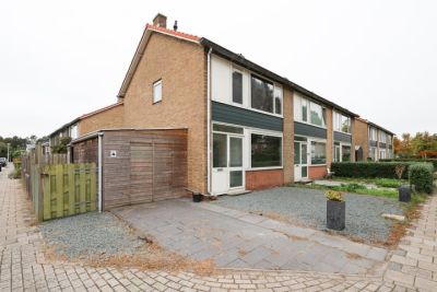 Eengezinswoning, hoekwoning G v Voorneweg 14 in Oostvoorne
