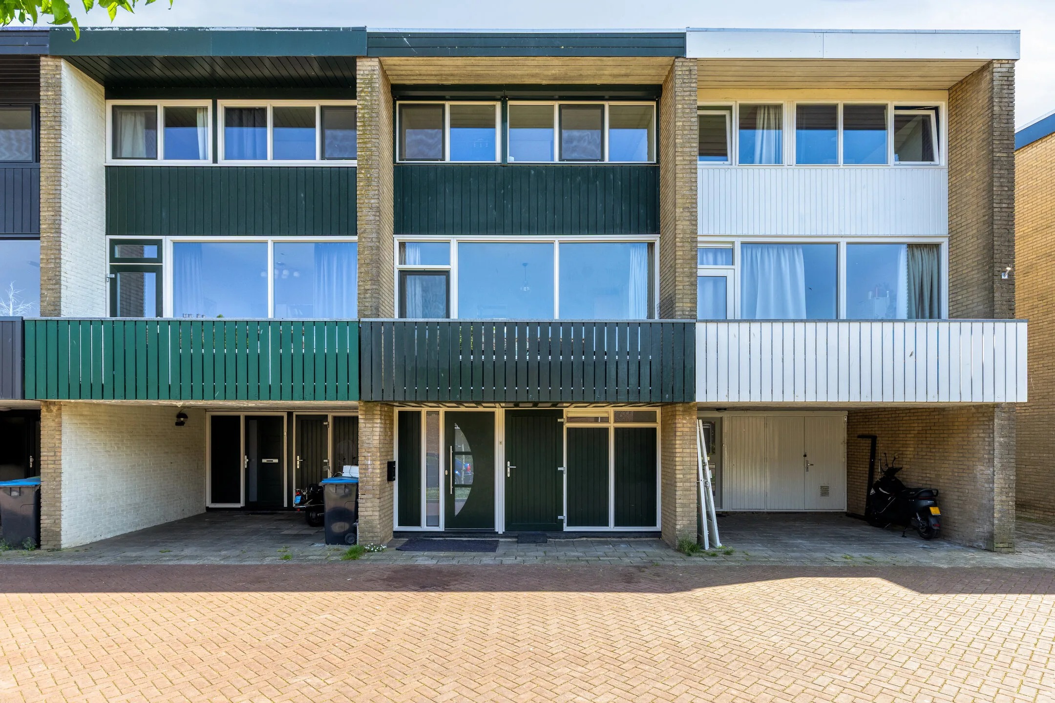Tussenwoning (split-level woning) Weth J Teeringstraat 7 in Giesbeek