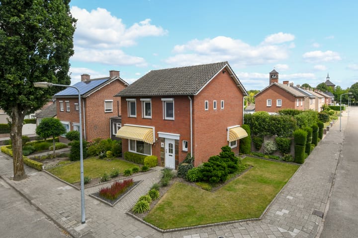 Eengezinswoning, vrijstaande woning Hogenakkerstraat 44 Weert