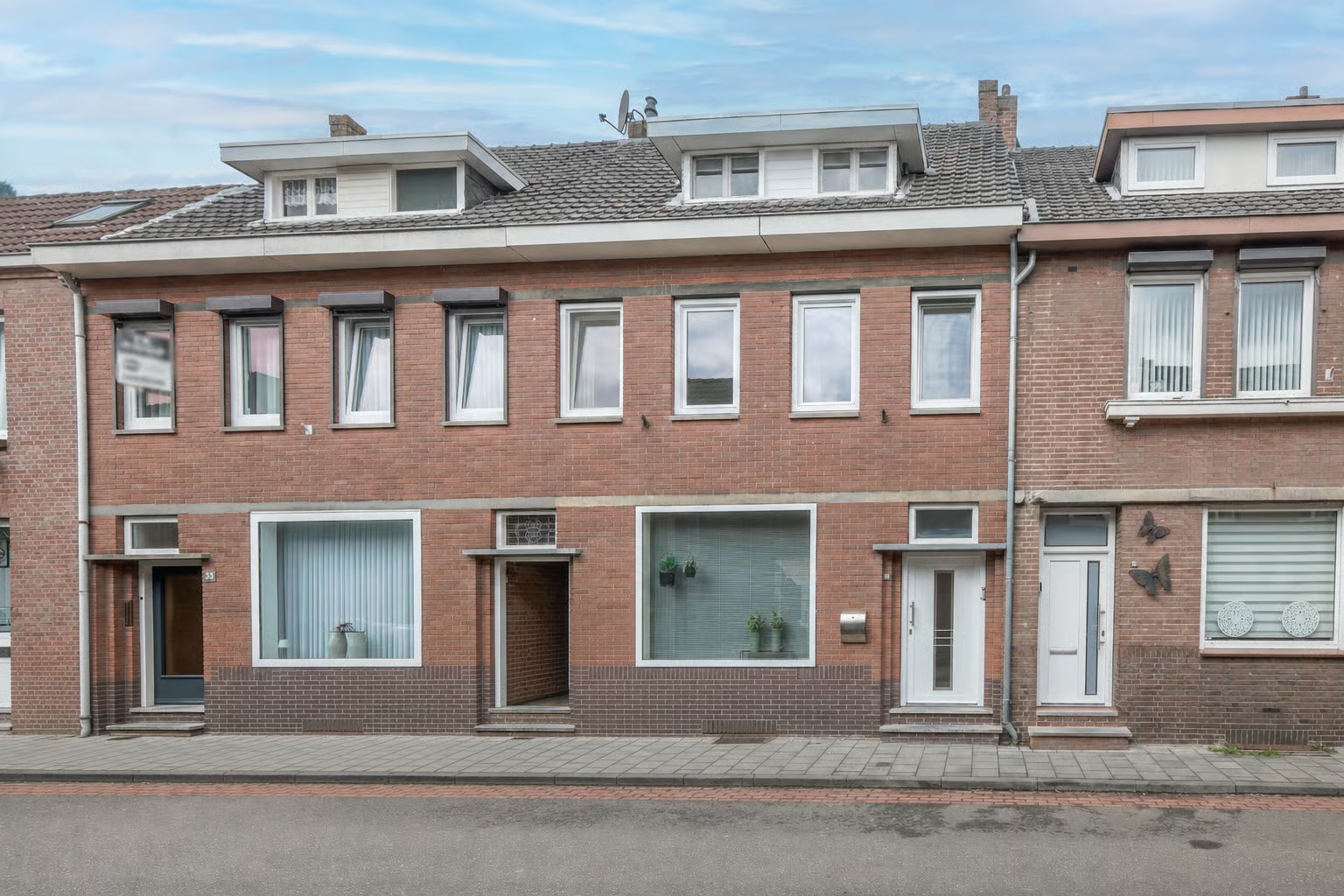 Tussenwoning Eindstraat 35 in Schinveld
