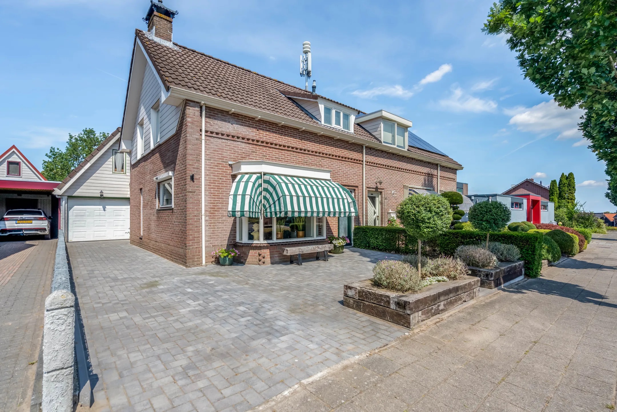 2-onder-1-kapwoning Monnikenweg 65 in Sint Jansklooster